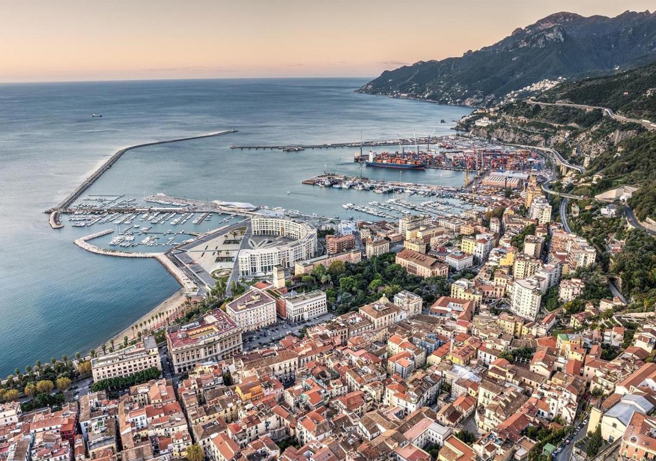 Dimora Del Corso Leilighet Salerno Eksteriør bilde